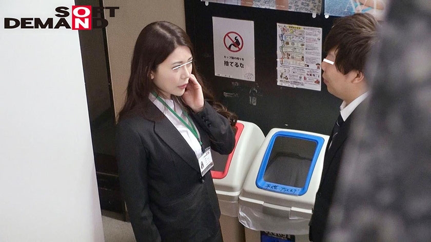 人妻SOD女子社員 後輩クンとSEXしちゃってた結婚3年目 一児のお母さん 小山玲子 30歳  パッケージ