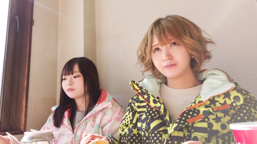 スキー場で見つけた失恋したての童顔巨乳JDを口説き落としてハメ撮り！イラマチオで興奮する連続お漏らし変態美少女のドMま〇こファックで大量中出しｗｗ  パッケージ