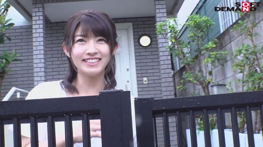 どこにでもいる普通のママがやっぱり1番エロい。 山口菜穂 38歳 最終章 旦那と息子を見送ってから自宅に男を招き入れ最後の不貞 快感にがくつく股から汁が溢れ出し汗だくでイキ続けた夏の終わり  パッケージ