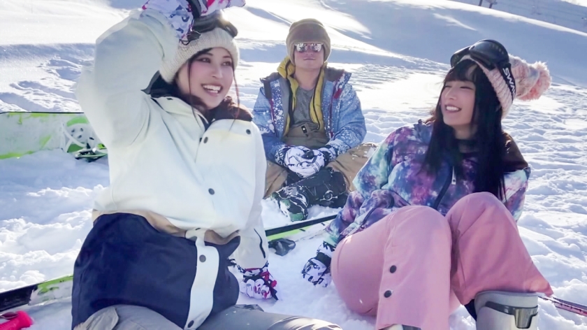 ゲレンデでナンパしたJDは性欲MAXの絶倫セックスモンスター！アへ顔を晒しながら絶叫アクメでイキまくるドスケベ娘の中出しま〇こをデカマラで追撃！！  パッケージ