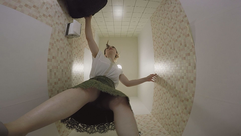 おしっこ顔面シャワー 54人 和式トイレ盗撮  パッケージ