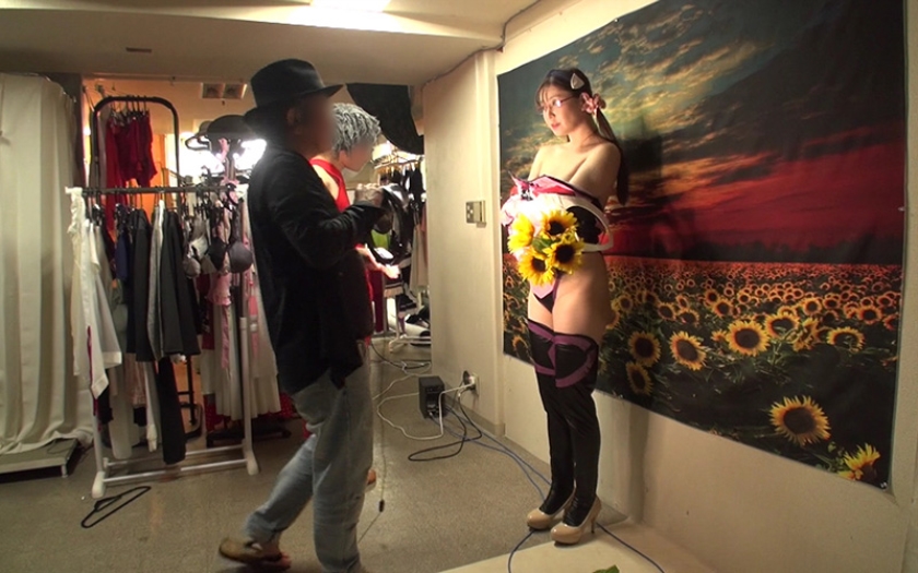 【羞恥】ババコス！【BBA】いい歳をした身長172Gボインの主婦に○ヴァ真○波マリイラスト○アスのコスプレさせて恥ずかしめてみた件【中田氏】葵百合香奥様 33歳 後編  パッケージ