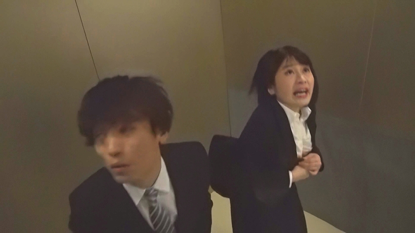 緊急停止エレベーターに 閉じ込められた二人 優梨まいな  パッケージ